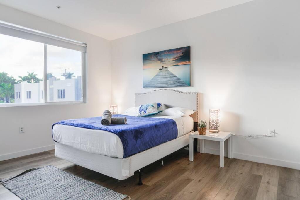 Amazing Town House 15 Min From The Beach Wfree Parking Villa Miami Kültér fotó