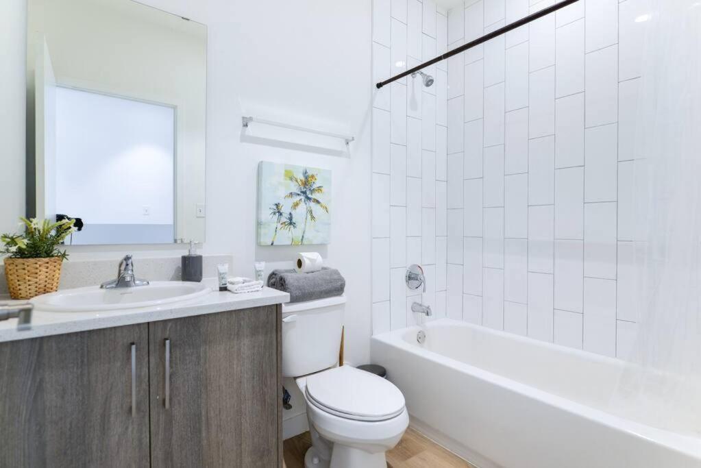 Amazing Town House 15 Min From The Beach Wfree Parking Villa Miami Kültér fotó